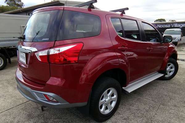 2020 Isuzu MU-X LS-M