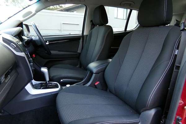 2020 Isuzu MU-X LS-M