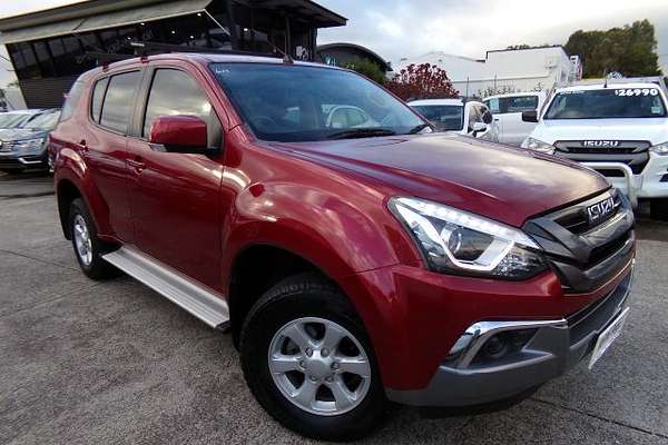 2020 Isuzu MU-X LS-M