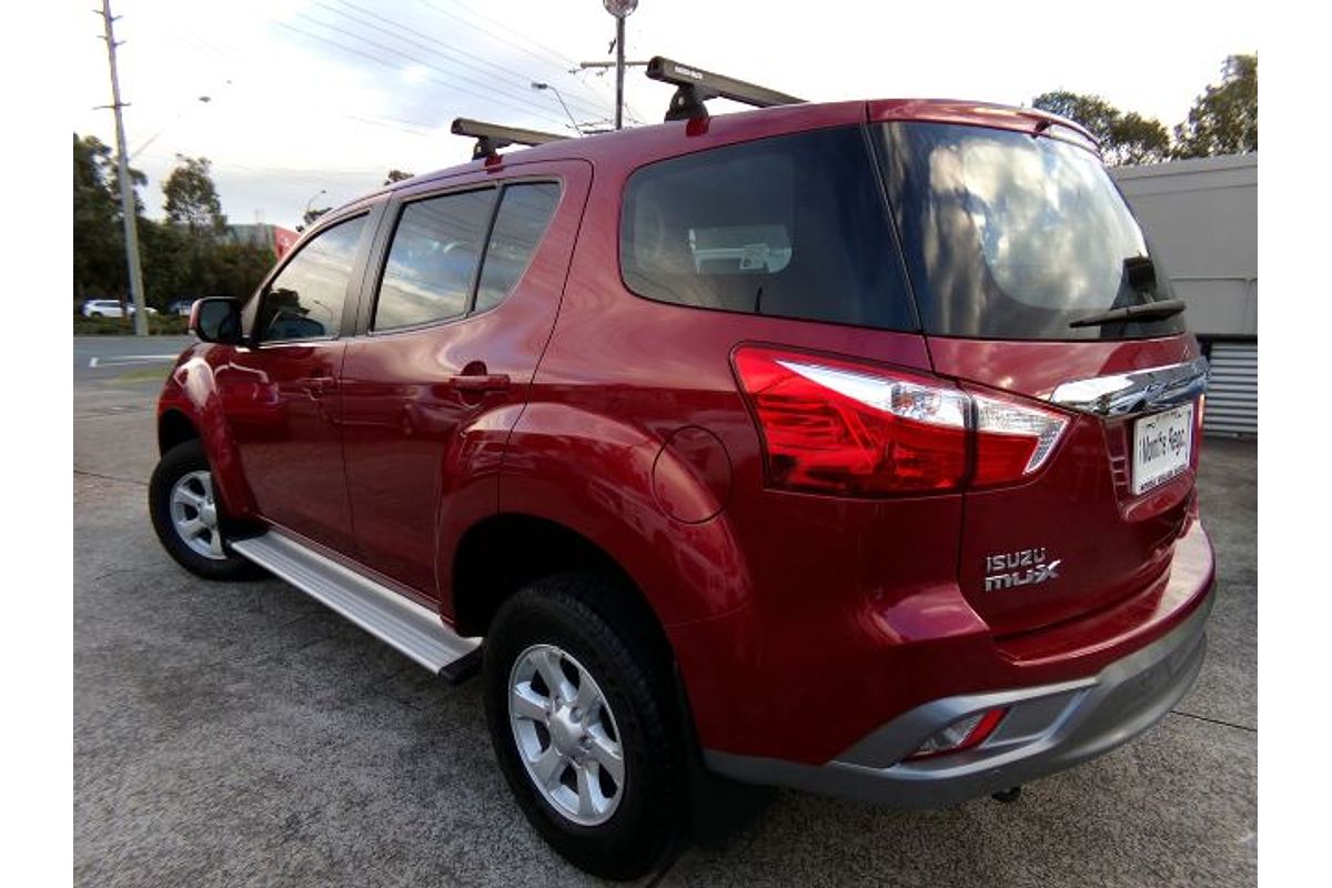 2020 Isuzu MU-X LS-M