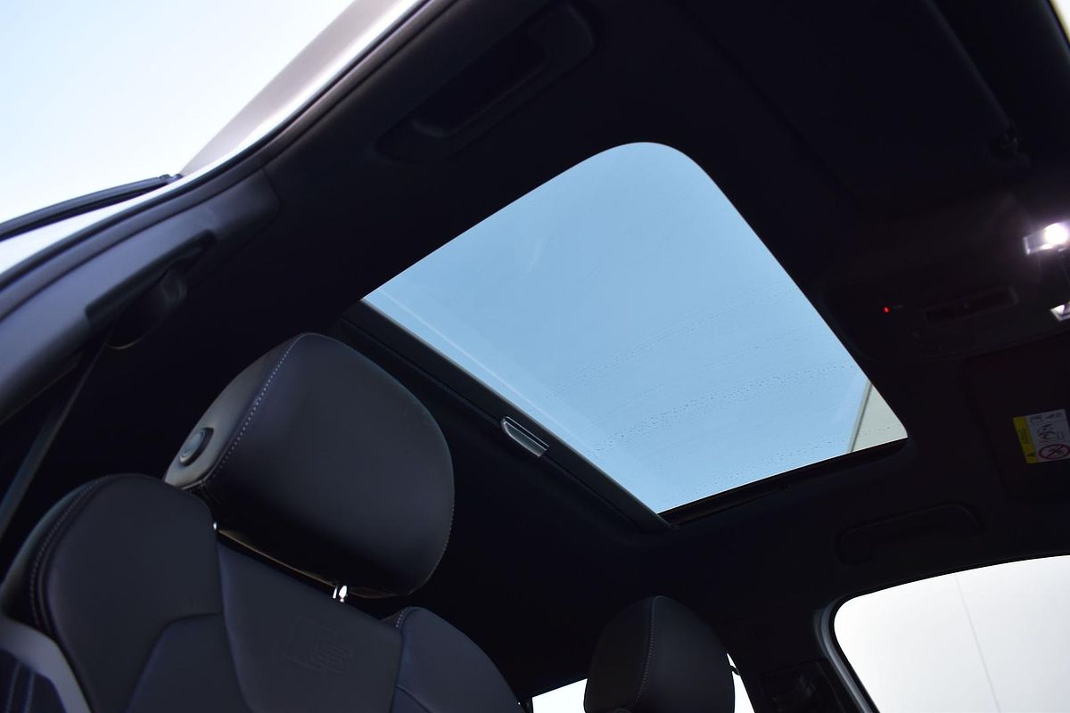 2023 Audi SQ2 GA