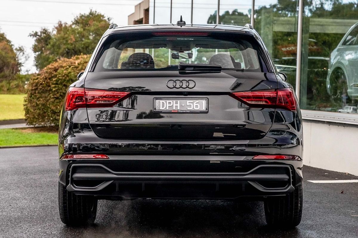 2025 Audi Q3 35 TFSI F3