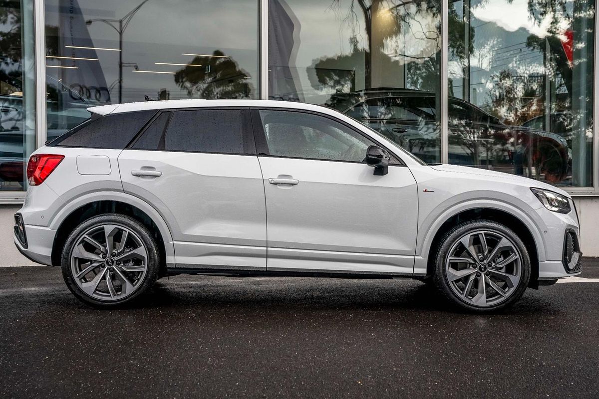 2025 Audi Q2 40 TFSI S line GA