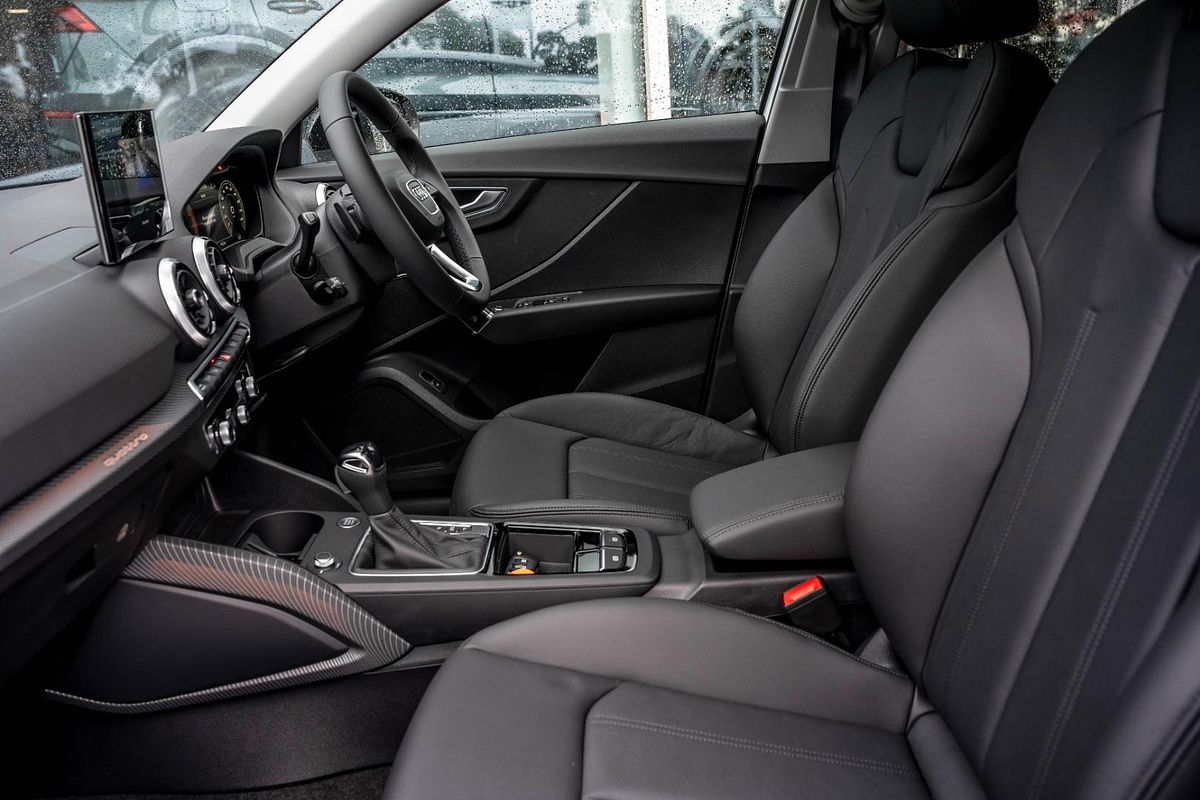 2025 Audi Q2 40 TFSI S line GA