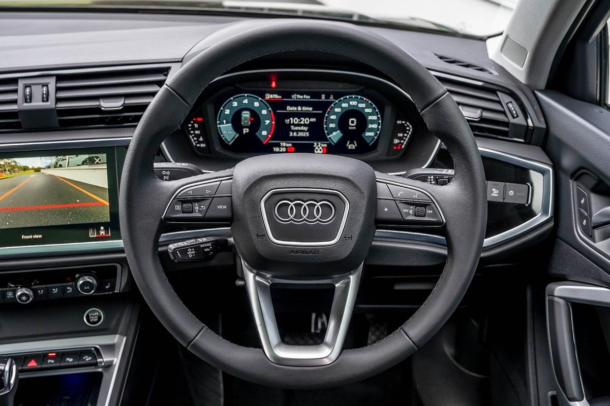 2025 Audi Q3 35 TFSI F3