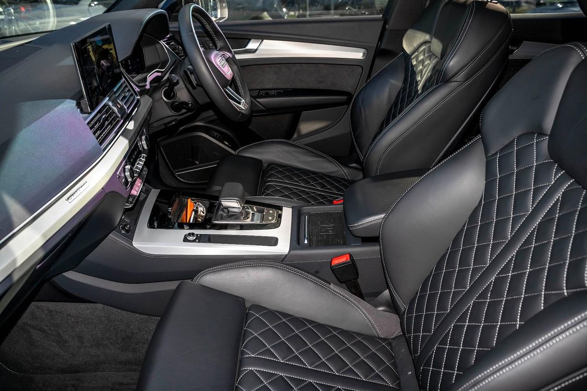 2024 Audi Q5 45 TFSI S line FY