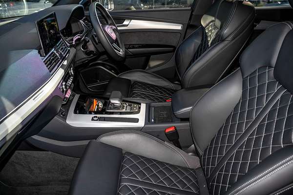 2024 Audi Q5 45 TFSI S line FY