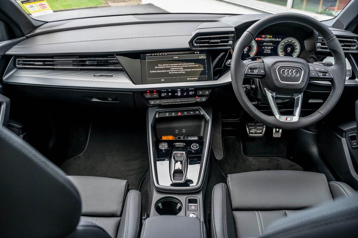 2025 Audi A3 35 TFSI S line GY