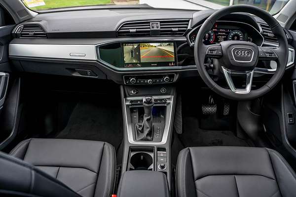 2025 Audi Q3 35 TFSI F3