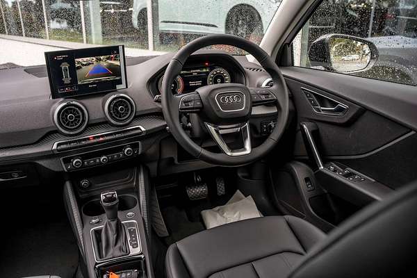 2025 Audi Q2 40 TFSI S line GA