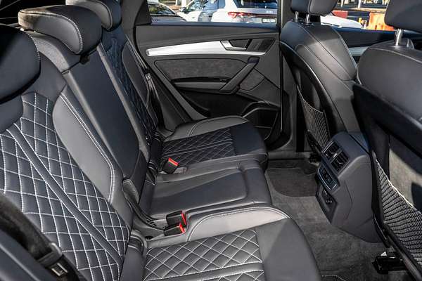 2024 Audi Q5 45 TFSI S line FY