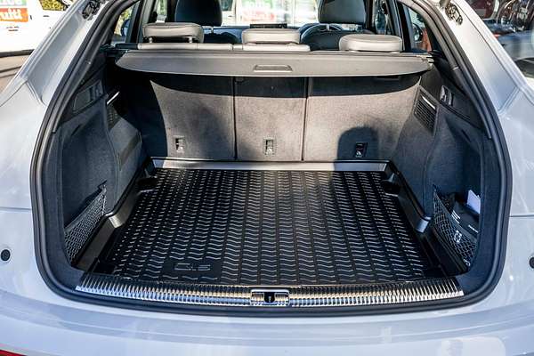 2024 Audi Q5 45 TFSI S line FY
