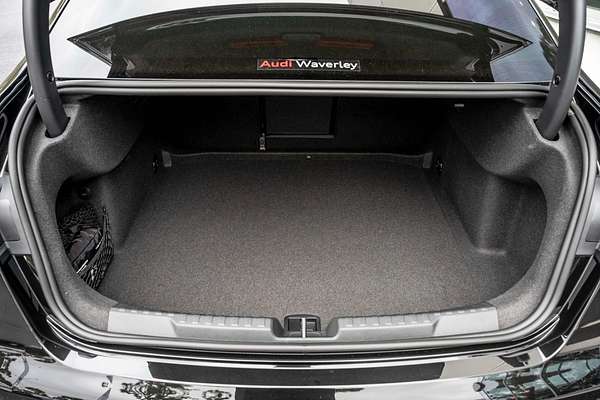 2025 Audi A3 35 TFSI S line GY