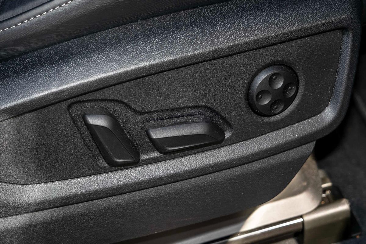 2024 Audi Q5 45 TFSI S line FY