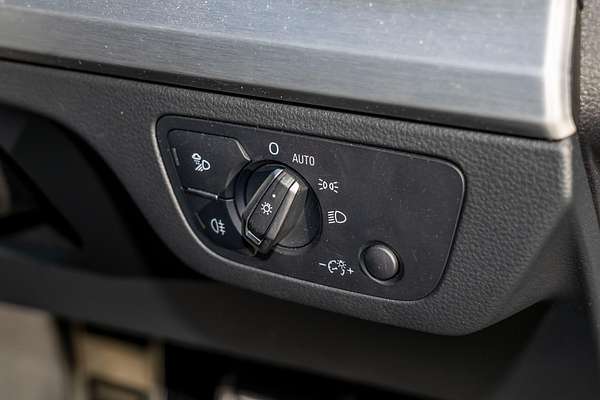 2024 Audi Q5 45 TFSI S line FY