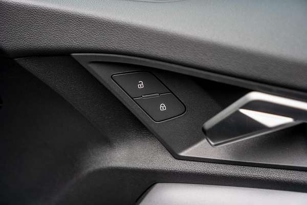 2025 Audi A3 35 TFSI S line GY