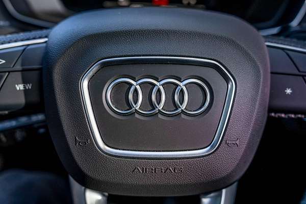 2024 Audi Q5 45 TFSI S line FY