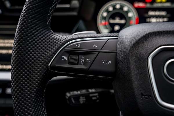 2025 Audi A3 35 TFSI S line GY