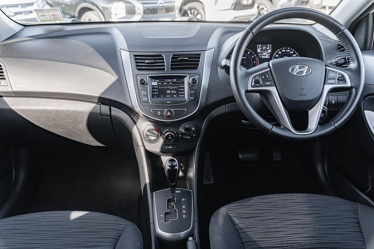 2018 Hyundai Accent Sport RB6
