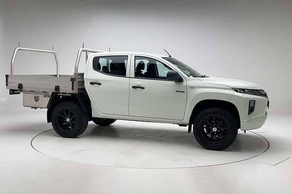2019 Mitsubishi Triton GLX ADAS MR 4X4