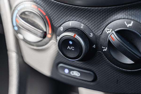 2018 Hyundai Accent Sport RB6