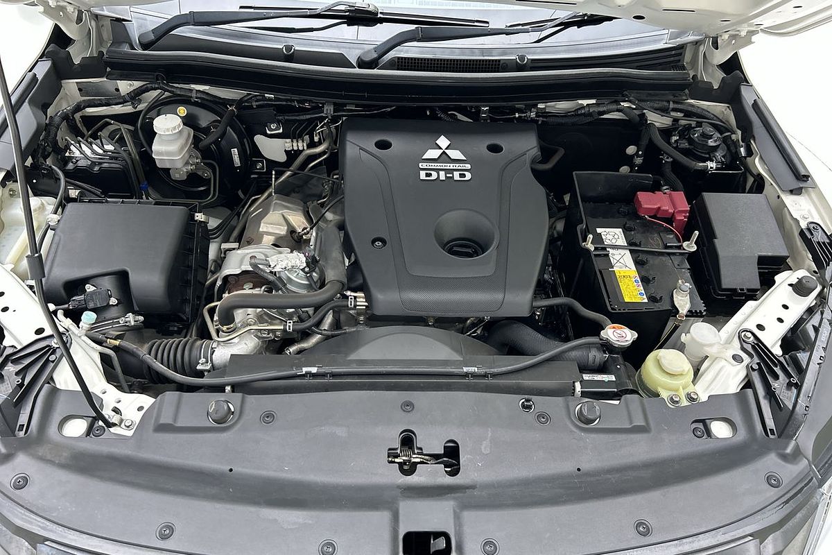 2019 Mitsubishi Triton GLX ADAS MR 4X4