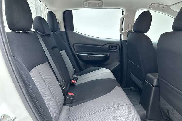 2019 Mitsubishi Triton GLX ADAS MR 4X4