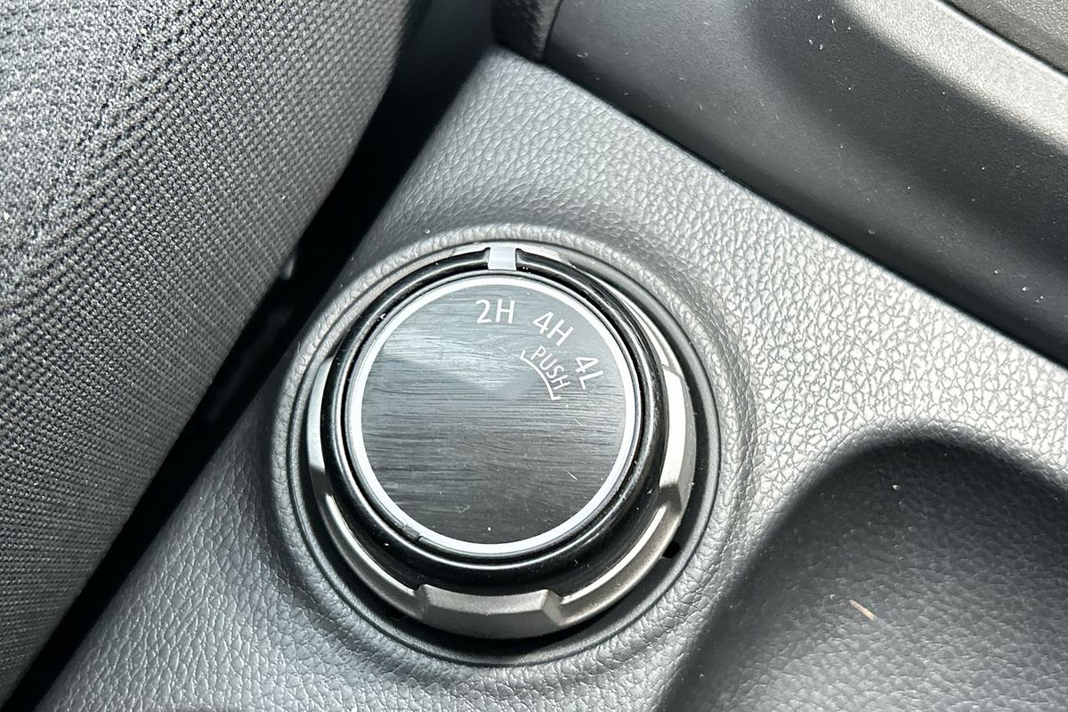 2019 Mitsubishi Triton GLX ADAS MR 4X4