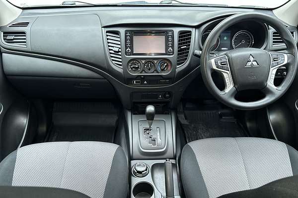 2019 Mitsubishi Triton GLX ADAS MR 4X4
