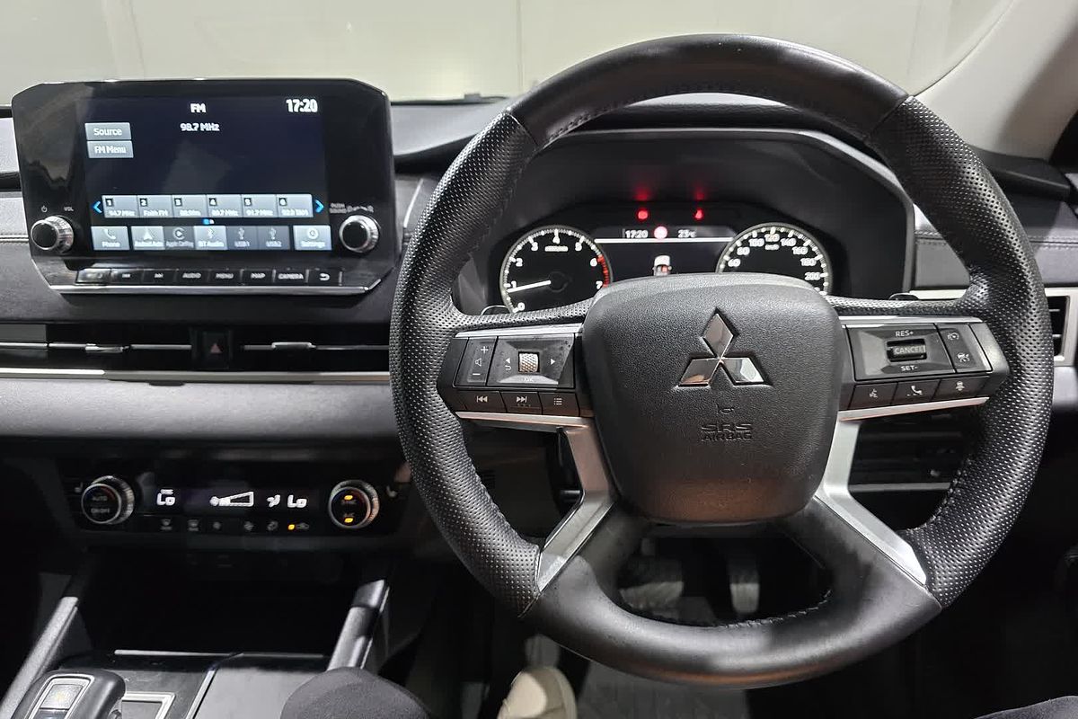 2022 Mitsubishi OUTLANDER OUTLANDER ASPIRE 7 SEAT (2WD) ZM2P46