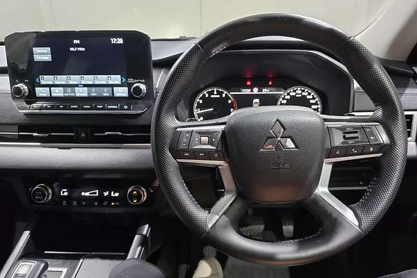 2022 Mitsubishi OUTLANDER OUTLANDER ASPIRE 7 SEAT (2WD) ZM2P46