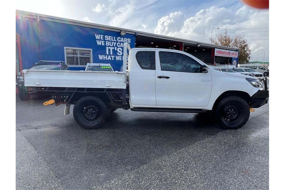 2020 Toyota Hilux Workmate GUN125R 4X4
