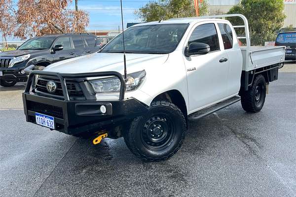 2020 Toyota Hilux Workmate GUN125R 4X4