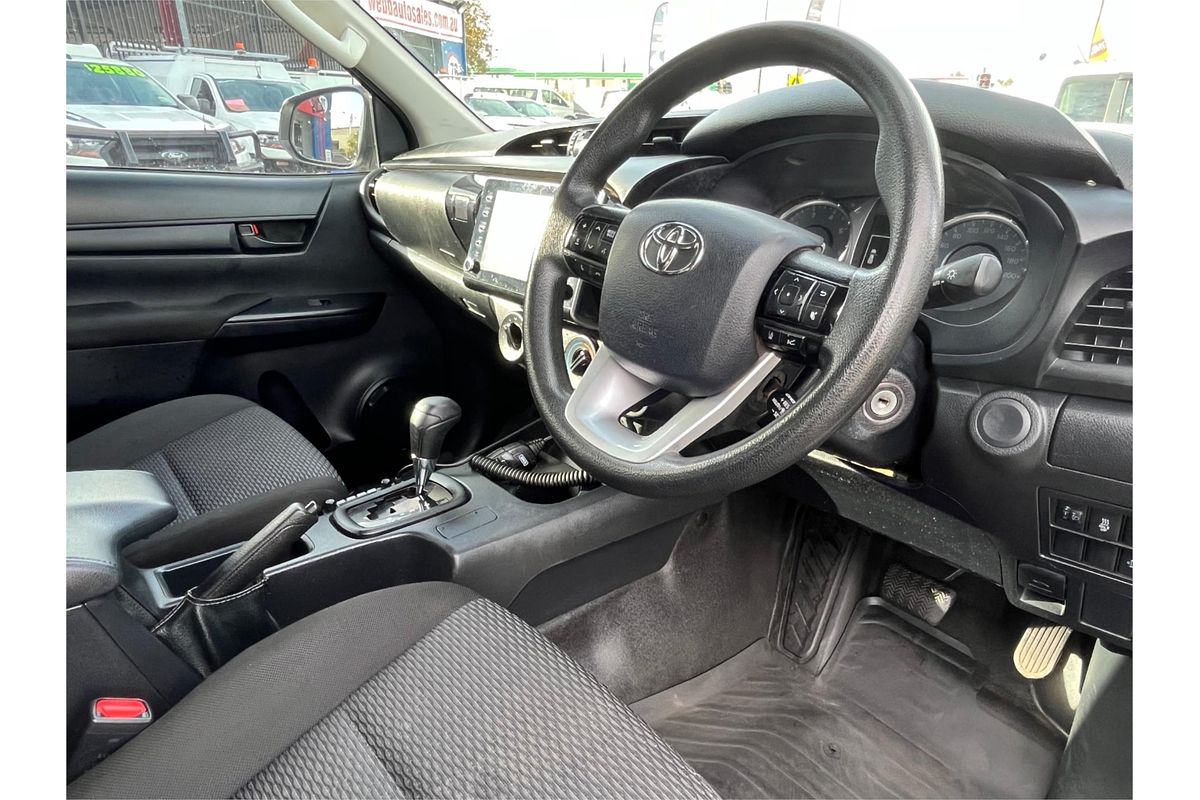2020 Toyota Hilux Workmate GUN125R 4X4