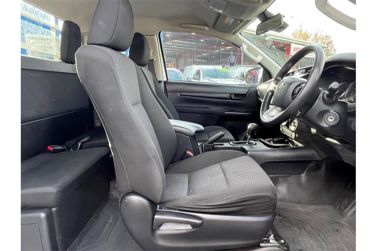 2020 Toyota Hilux Workmate GUN125R 4X4