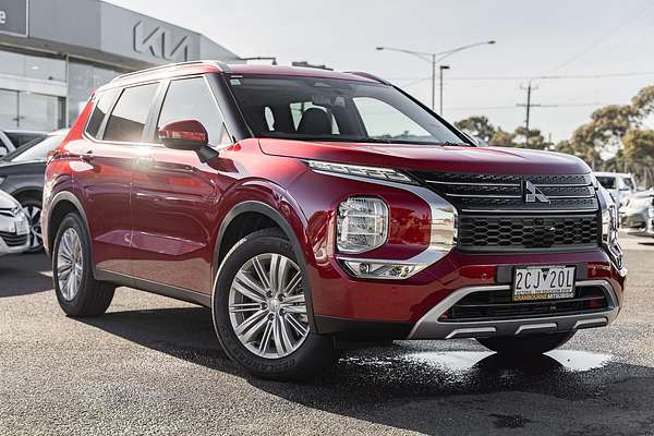 2025 Mitsubishi Outlander LS ZM