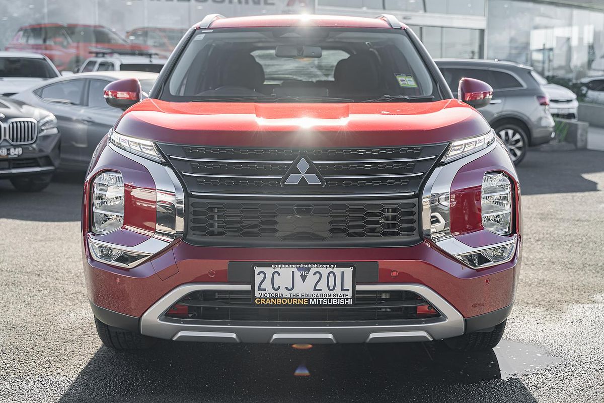 2025 Mitsubishi Outlander LS ZM