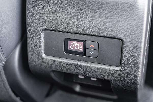 2025 Mitsubishi Outlander Exceed ZM