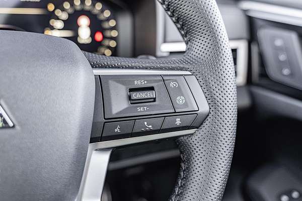 2025 Mitsubishi Outlander Exceed ZM