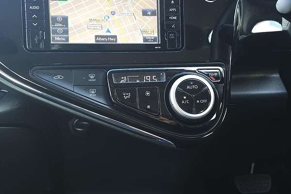 2019 Toyota Prius C NHP10R