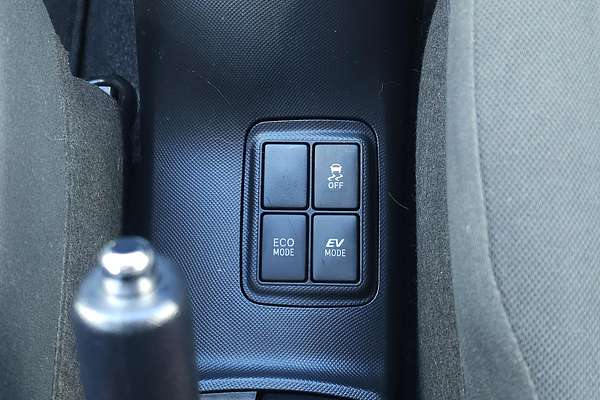 2019 Toyota Prius C NHP10R