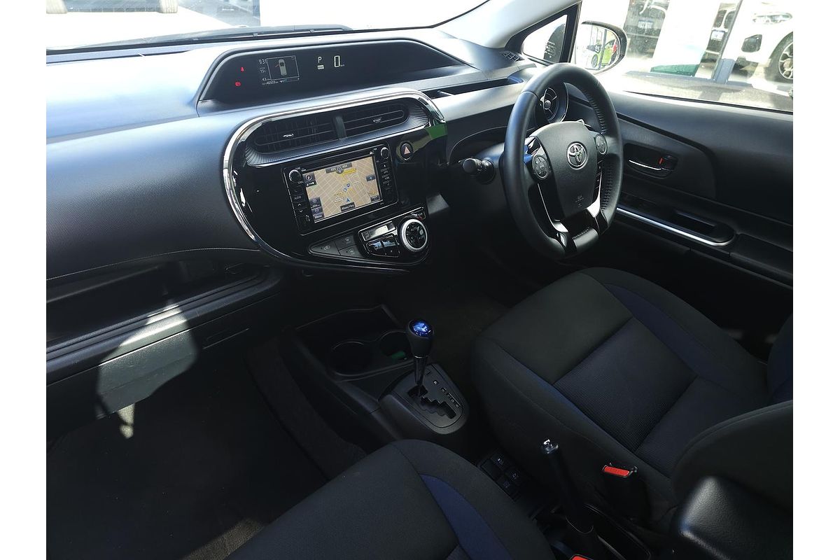 2019 Toyota Prius C NHP10R