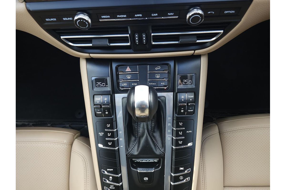 2019 Porsche Macan 95B