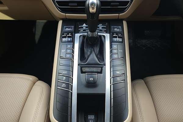 2019 Porsche Macan 95B