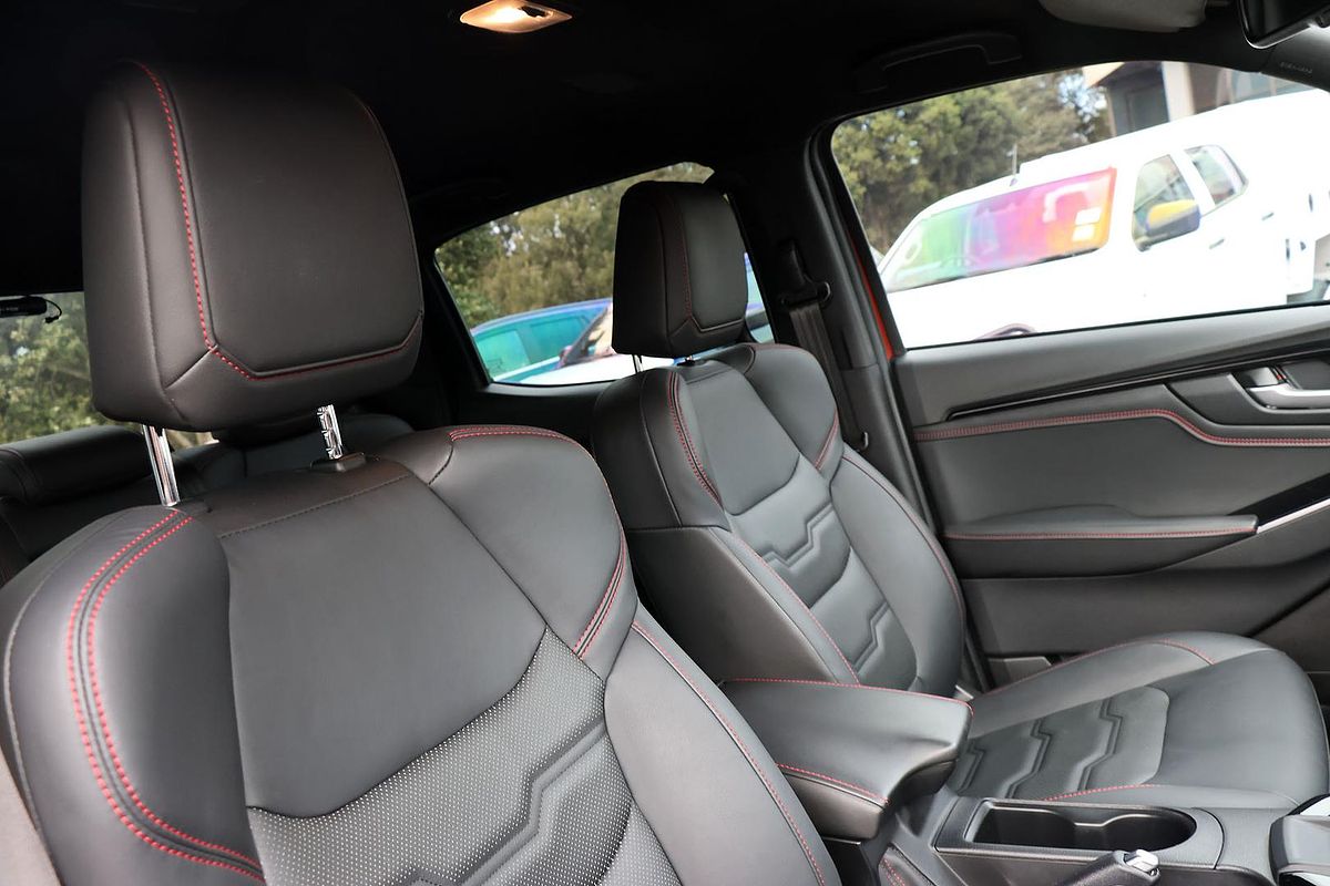 2023 Isuzu D-MAX X-TERRAIN 4X4
