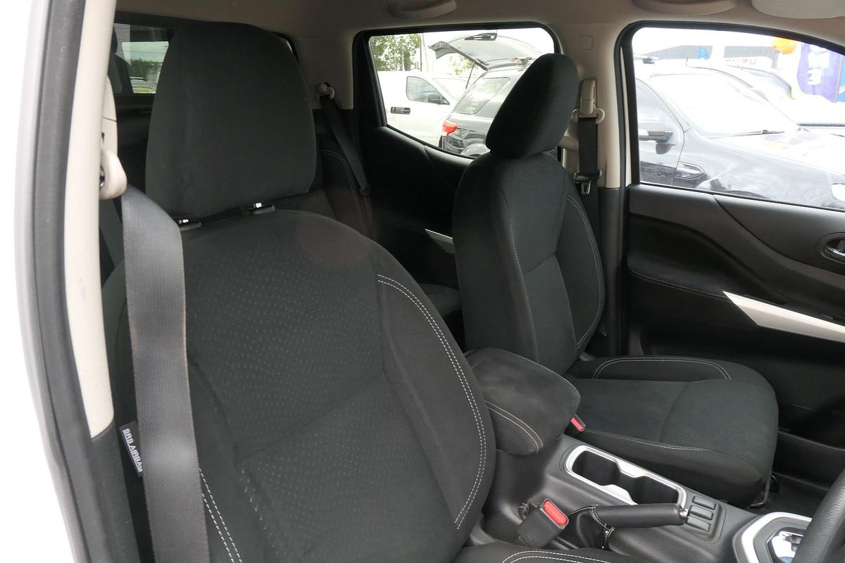 2017 Nissan Navara RX D23 Series 3 Rear Wheel Drive
