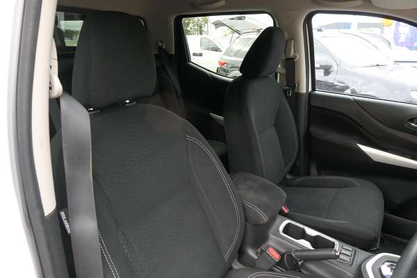 2017 Nissan Navara RX D23 Series 3 Rear Wheel Drive