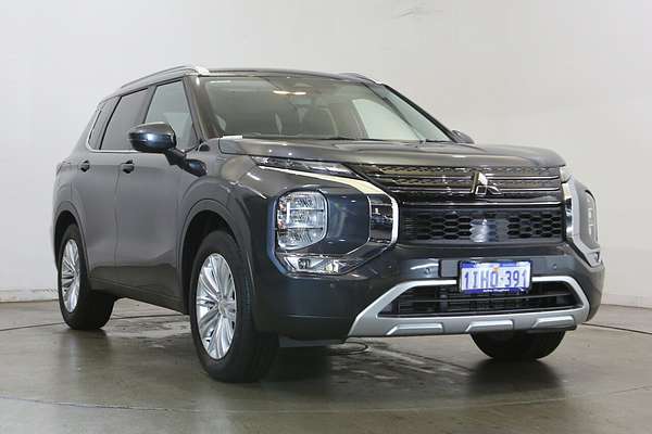 2024 Mitsubishi Outlander LS ZM