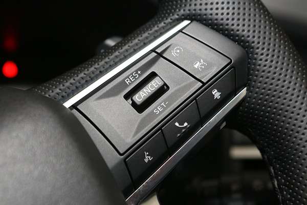 2024 Mitsubishi Outlander LS ZM