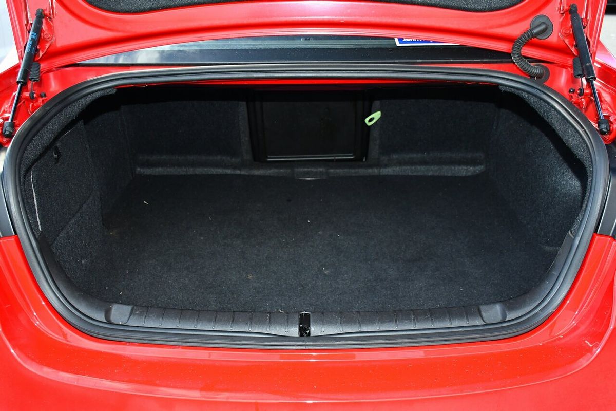 2014 Holden Commodore SV6 VF